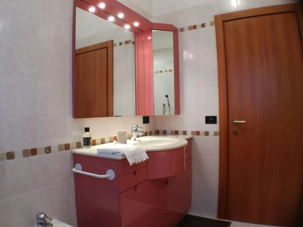 B&B Sari Como Bed & Breakfast